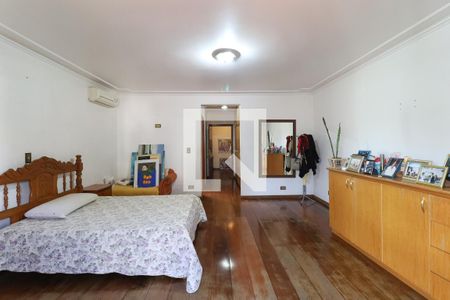 Casa de condomínio à venda com 600m², 6 quartos e 6 vagasSuíte 3