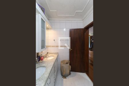 Casa de condomínio à venda com 600m², 6 quartos e 6 vagasBanheiro Suíte 4