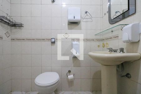 Banheiro de casa à venda com 2 quartos, 500m² em Santa Maria, São Caetano do Sul