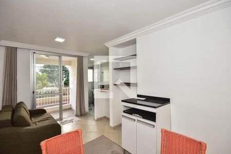 Sala de apartamento para alugar com 1 quarto, 40m² em Super Quadra Morumbi, São Paulo