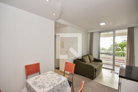 Sala de apartamento para alugar com 1 quarto, 40m² em Super Quadra Morumbi, São Paulo