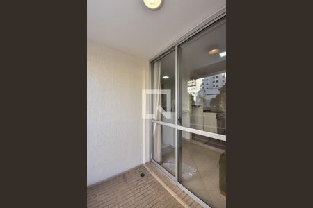 Varanda de apartamento para alugar com 1 quarto, 40m² em Super Quadra Morumbi, São Paulo