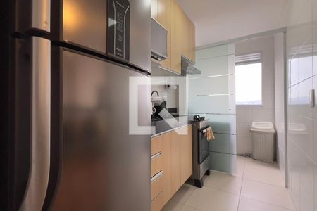 Cozinha de apartamento à venda com 2 quartos, 44m² em Vila Barros, Guarulhos
