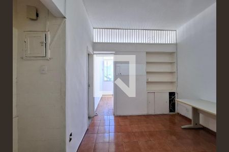 Sala/Cozinha  de apartamento para alugar com 1 quarto, 35m² em Laranjeiras, Rio de Janeiro