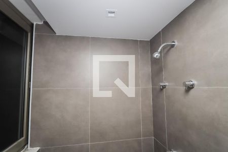 Banheiro de kitnet/studio à venda com 1 quarto, 58m² em Jardins, São Paulo