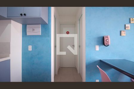 Corredor de apartamento à venda com 2 quartos, 35m² em Vila Graciosa, São Paulo