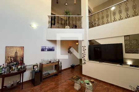 Sala de casa à venda com 4 quartos, 350m² em Jardim Guanabara, Rio de Janeiro