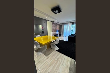 Sala de apartamento para alugar com 3 quartos, 78m² em Vila Sofia, São Paulo