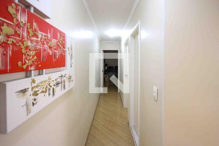 Corredor de casa à venda com 3 quartos, 126m² em Vila Carrão, São Paulo