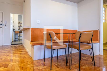 Sala de apartamento para alugar com 2 quartos, 90m² em Centro, Belo Horizonte