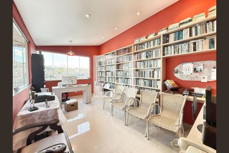 Sala 2 de apartamento à venda com 4 quartos, 200m² em Santo Antônio, Belo Horizonte