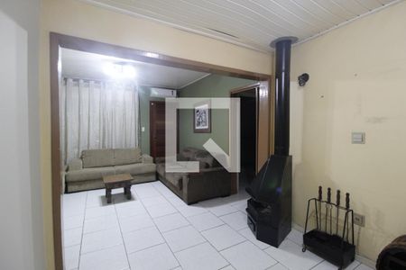 Sala de casa à venda com 3 quartos, 129m² em Rubem Berta, Porto Alegre