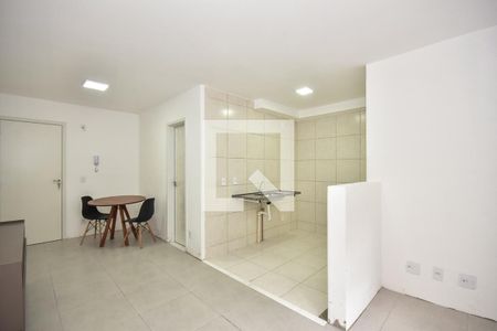 Sala/Quarto de kitnet/studio para alugar com 1 quarto, 34m² em Jardim Ampliacao, São Paulo