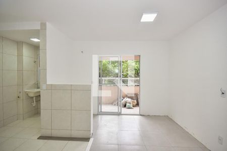 Sala/Quarto de kitnet/studio para alugar com 1 quarto, 34m² em Jardim Ampliacao, São Paulo
