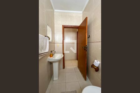 Banheiro de casa à venda com 2 quartos, 150m² em Vila Miriam, São Paulo