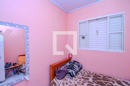 Quarto 2 de casa à venda com 2 quartos, 63m² em Mário Quintana, Porto Alegre