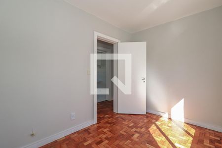 Quarto de apartamento à venda com 2 quartos, 70m² em Passo D’areia, Porto Alegre