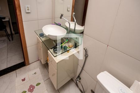 Casa à venda com 90m², 2 quartos e 1 vagaBanheiro 2