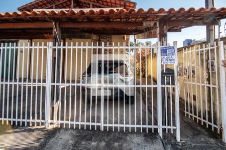 Casa à venda com 90m², 2 quartos e 1 vagaFachada