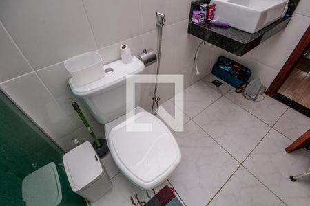 Casa à venda com 90m², 2 quartos e 1 vagaBanheiro 1