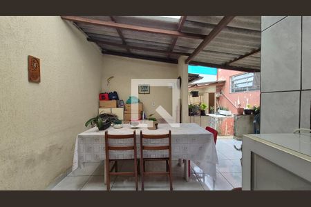 Area de serviço de casa à venda com 3 quartos, 198m² em Parque das Nações, Santo André