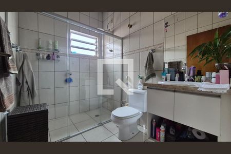 Banheiro de casa à venda com 3 quartos, 198m² em Parque das Nações, Santo André