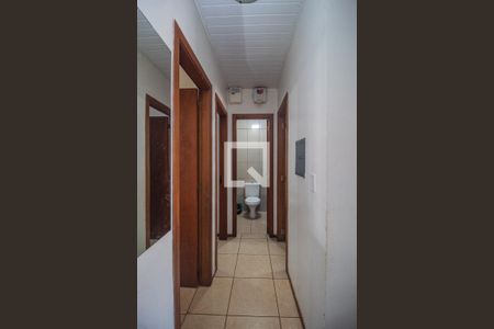 Corredor de casa à venda com 3 quartos, 100m² em Hípica, Porto Alegre