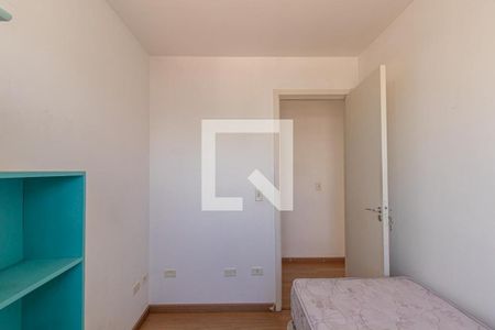 Quarto 1 de apartamento para alugar com 2 quartos, 50m² em Novo Mundo, Curitiba