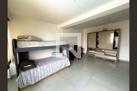 Quarto de casa à venda com 5 quartos, 891m² em Alto de Pinheiros, São Paulo