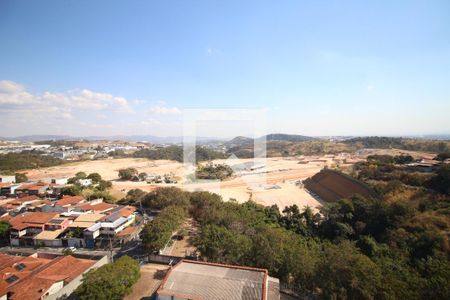 Vista de apartamento à venda com 2 quartos, 57m² em Cinco, Contagem
