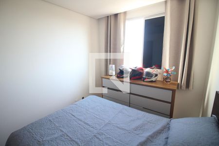 Quarto 1 de apartamento à venda com 2 quartos, 57m² em Cinco, Contagem