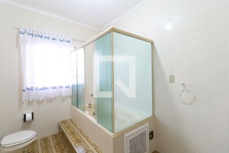 Banheiro/Suite de casa para alugar com 3 quartos, 250m² em Vila Nelson, São Paulo