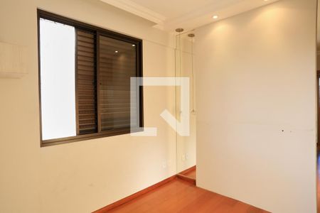 Suíte de apartamento à venda com 3 quartos, 80m² em Sagrada Família, Belo Horizonte