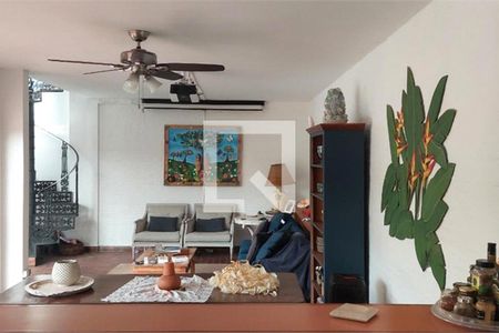 Casa à venda com 4 quartos, 406m² em Pacaembu, São Paulo