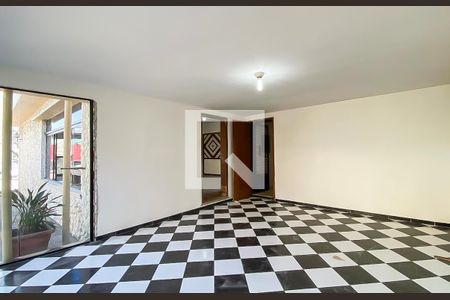 Sala de casa para alugar com 5 quartos, 550m² em Vila Paranagua, São Paulo