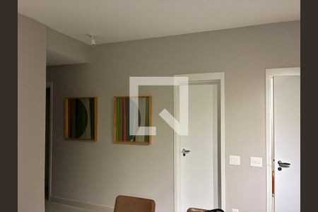 Corredor de apartamento à venda com 3 quartos, 140m² em Pompeia, São Paulo