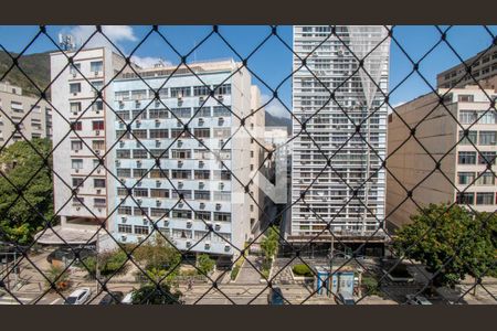 Vista do Quarto 1 de apartamento à venda com 3 quartos, 130m² em Tijuca, Rio de Janeiro
