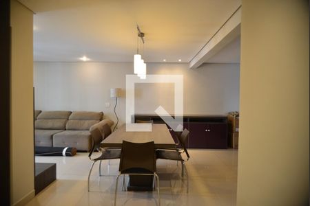 Sala de apartamento à venda com 3 quartos, 93m² em Vila Bastos, Santo André