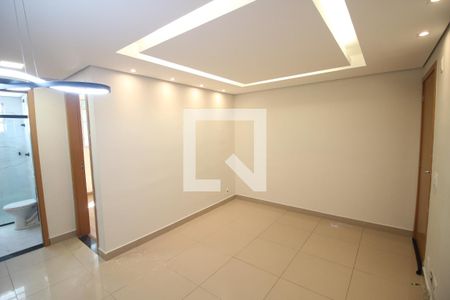 Sala de apartamento à venda com 2 quartos, 50m² em Califórnia, Contagem