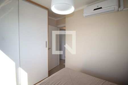Quarto 1 de apartamento para alugar com 2 quartos, 40m² em Sarandi, Porto Alegre