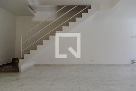 Sala de casa de condomínio para alugar com 3 quartos, 227m² em Conjunto Residencial Nova Bertioga, Mogi das Cruzes