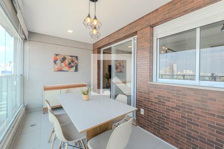 Sacada de apartamento à venda com 2 quartos, 64m² em Bela Vista, São Paulo