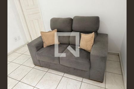 Detalhe Sala de apartamento para alugar com 1 quarto, 45m² em Gonzaga, Santos