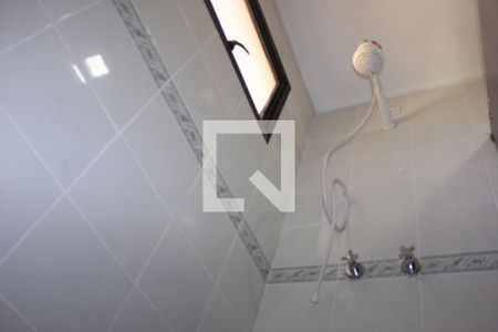 Banheiro social de apartamento à venda com 4 quartos, 153m² em Vila Rosalia, Guarulhos