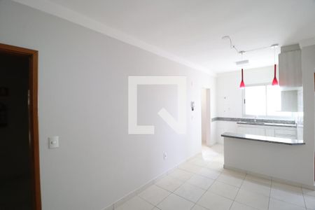 Sala de apartamento para alugar com 2 quartos, 59m² em Santa Mônica, Uberlândia