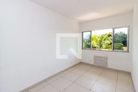 Quarto 1 de apartamento para alugar com 2 quartos, 90m² em Praça Seca, Rio de Janeiro
