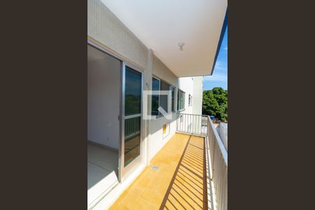 Sacada de apartamento para alugar com 2 quartos, 90m² em Praça Seca, Rio de Janeiro