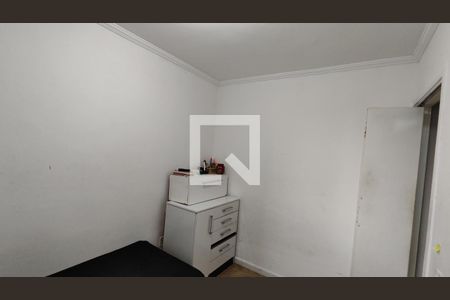 Quarto 2 de apartamento para alugar com 2 quartos, 39m² em Jardim Santa Teresinha, São Paulo