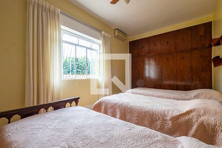 Suíte de casa para alugar com 3 quartos, 320m² em Jardim America, São Paulo