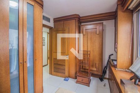 Apartamento à venda com 3 quartos, 218m² em Floresta, Porto Alegre